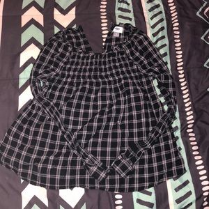 Women’s- Long sleeve Plaid shirt